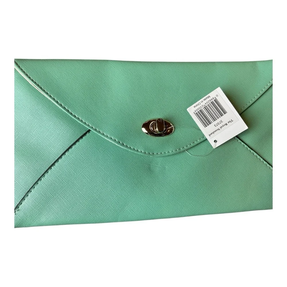 The Royal Standard NWT Clutch